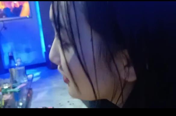 永利国际KTV现场资源，姐姐身材不错，视频时长1分钟以内，22个94MB。