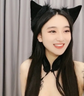 亚洲区主播qing_qq录播视频28V，颜值身材在贤娆赚钱神器stripchat必备资源