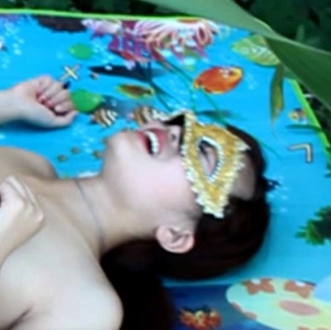 苏晴野外三人游视频合集91传媒资源flv/MP4小姐姐火爆