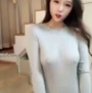 快手已婚少女穿云音私人订制视频合集,14部10G大小,包含浴缸视频
