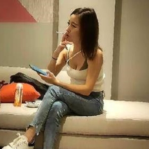 战神小利&加钱哥合集资源19个视频8G