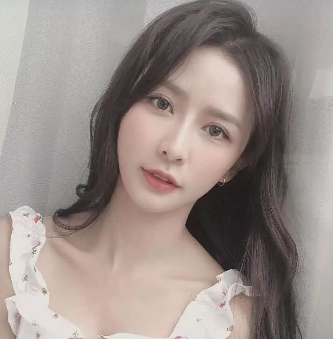 小妲己你李姐资源合集，9G私人订制，颜值人气价格绅士必备