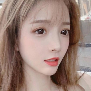 神颜值小姐姐重金约拍，清纯甜美精选高清视频