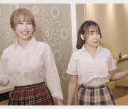 《辛尤里闺蜜玩弄诸葛木马自拍视频1988弹S满清十大酷刑白嫩小姐姐大木瓜雪白身材唯美骑摇晃》