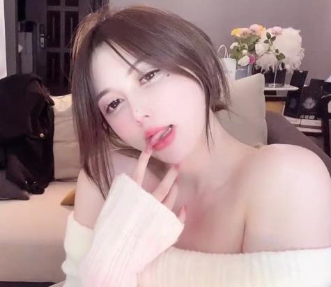 高清自拍1:43分钟少女椰子stripchat新人视频