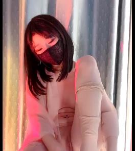 半糖美女主播自拍55分钟露脸身材极好颜值抗打超白嫩S属性道具喘息声