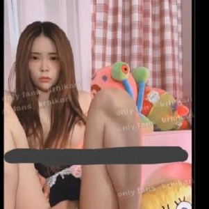 yuka金提莫OnlyFans女团资源，1V1G男伴职业生涯，颜值身材收藏下载