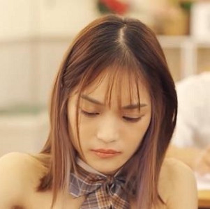 校园Y剧《校园战斗王》：完结，湾湾出品，每集30分钟以上，十集女主单挑群挑，教室战斗，考试，摆摊母女