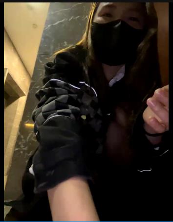 男厕所T蛋P水秀Love-Lynn自拍主播资源商场楼梯间WC火爆视频合集18V-8G精彩不容错过