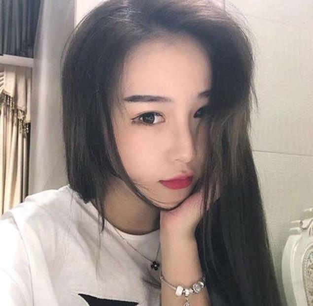 抖音人气主播杜雨含美腿精彩作品7.55G视频特邀座上嘉宾