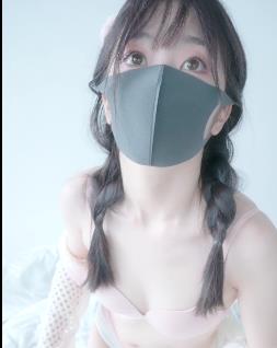 HongKongDoll玩偶姐姐自拍作品，时长7分钟19秒，探花级别新作！