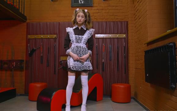 欧美小姐姐SashaPaige铁塔天使单人单挑视频，时长35-37分钟，群J观看，含肛J等内容