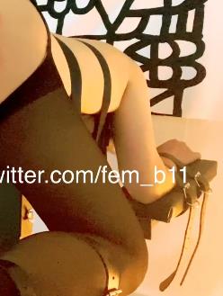 OnlyFans自拍轻虐闺蜜双龙入海冲击器粘稠液体G潮暴力CC