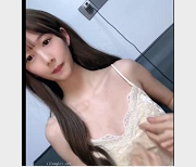 深圳大学生自拍视频1V-937M-时长1:31分颜值爆表，保护自己下载观看