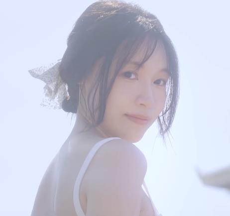 麻豆女神苏畅4V画质作品合集，时长100分钟，2.6G大小