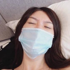 老虎菜第19弹：精虫上脑，妹子不能摸反差舔对白