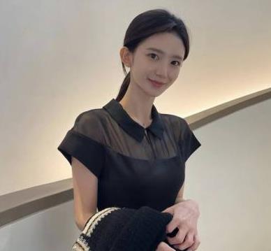 女神级嘴上功夫！清纯颜值身材健身玩法反差高兴资源