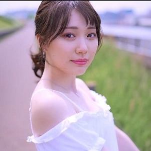 岛国女Y终极一姐石川澪混剪视频9分钟，服装爆C角度多人游