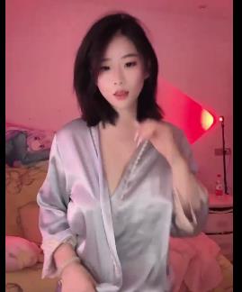 半糖琪琪精简视频52V4.9G打包跳舞精华大哥车灯观看