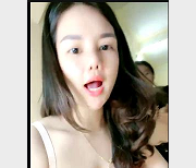 《亲姐妹不停喂孩子，R汁水龙头不停涨得难受，作者自拍展示火》