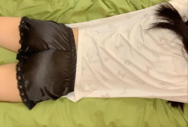 岛国苗条少女高C按摩呐喊视频