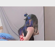 小兔兔网红身材翘臀角色扮演视频486MB