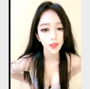 高颜值美女3V自拍作品1.9G总时长，不二子峰粉丝必看