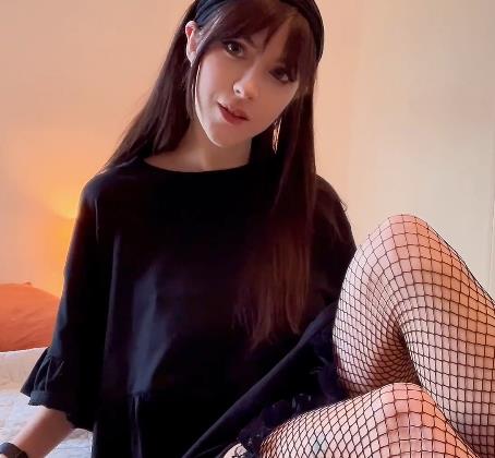 Frankiebunnie精选娃娃高清无水印，馒头包双眼诱惑，露天实战道就娆小伙伴用嘴