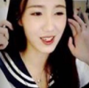 斗鱼女主播婉儿别闹资源合集14G开箱测试/炮击/深夜的车/火箭资源