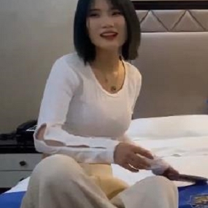 31分钟mei nu jian zhi作者自拍作品,身材火爆叫声诱人,观看下载