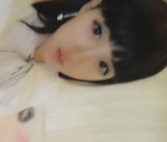 瞳孔妹妹视频大合集，32个视频2.9G，年轻网络红人成长与演艺历程