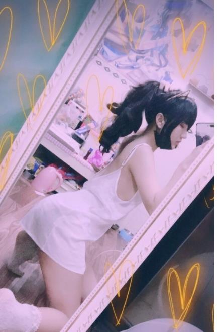 校花级美女主播你夏总，尺度极大视频1.5G，绅士必备