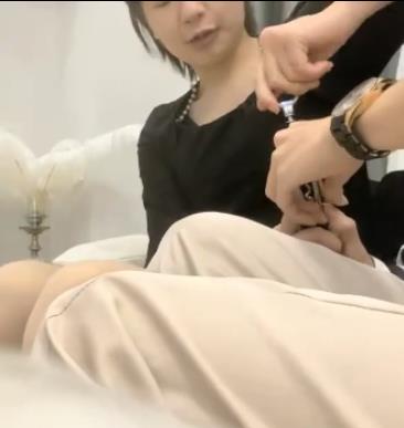 瘦子拼啊！红酒洗澡言情，小编提醒别被广告忽悠！