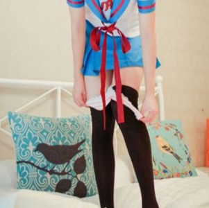 魔法少女小柠檬火爆合集，21套4.6G精彩内容，美少女灵动眼神，大长腿细腰甜美