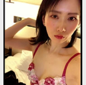 媚黑B子狂T大物件推特15-20分小视频黑鬼女研究生练瑜伽