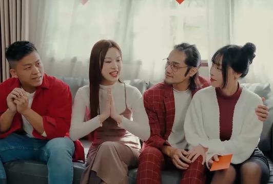 《农村主播家族团圆多人游》视频集合，剧情精彩，观看下载！