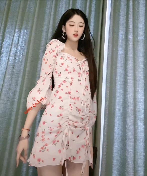 抖音女神颜不乖神豪定制视频合集:1.5G,6集精彩纷呈