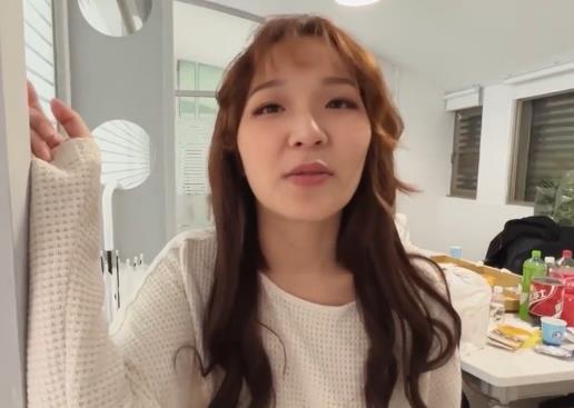 湾湾最新作品:宝岛娃娃脸美女国语对白团建视频,女Y男Y火爆表现!