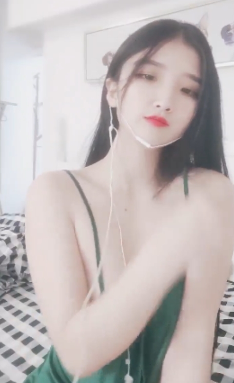 女神清欢44v30g合集,增一个11v7.35g链接