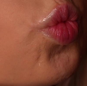 SweetheartKiss咬破BY套-零距离观察用嘴瞬间合集[29V-3G]