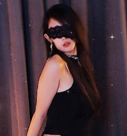 虎牙主播玖颜私人定制作品，素颜自拍资源下载，5V-2.4G画面清晰流畅，女主真实魅力尽显