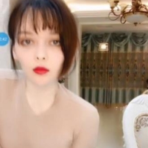 《小苏苏火辣花椒直播视频》5.49G