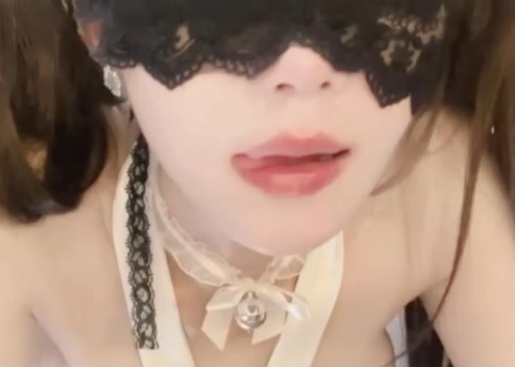 优质女神桃乃沐香奈自拍视频1V-431M，时长26分钟，盛世容颜眼罩颜值身材，完美女人如棒棒糖般甜美