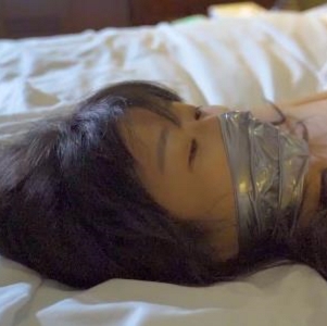 高清自拍总机小妹露脸口罩下水道教育合集