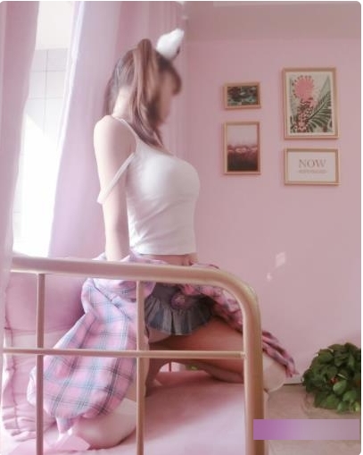 沫沫酱:可爱系主播的居家合集,温馨舒适的直播空间