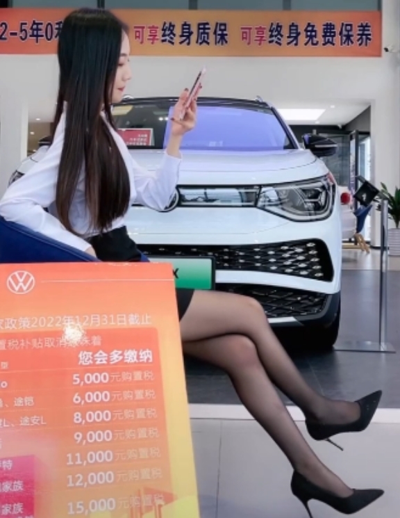 老王独家：挑鞋天花板，私人定服装务，3V+338M，百度盘下载