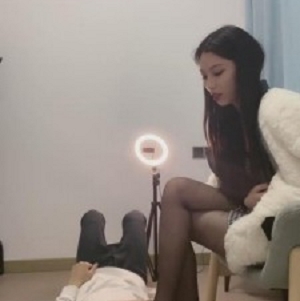 震撼来袭七月黑丝高跟口水专场bf8338，40分钟视频全方位展示！