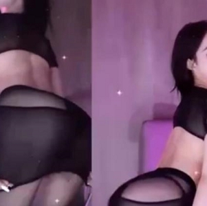 虎牙宅男圈狐狸仙女桃一:御姐控番茄主播恩雅私人定制40V533MB尺度内容