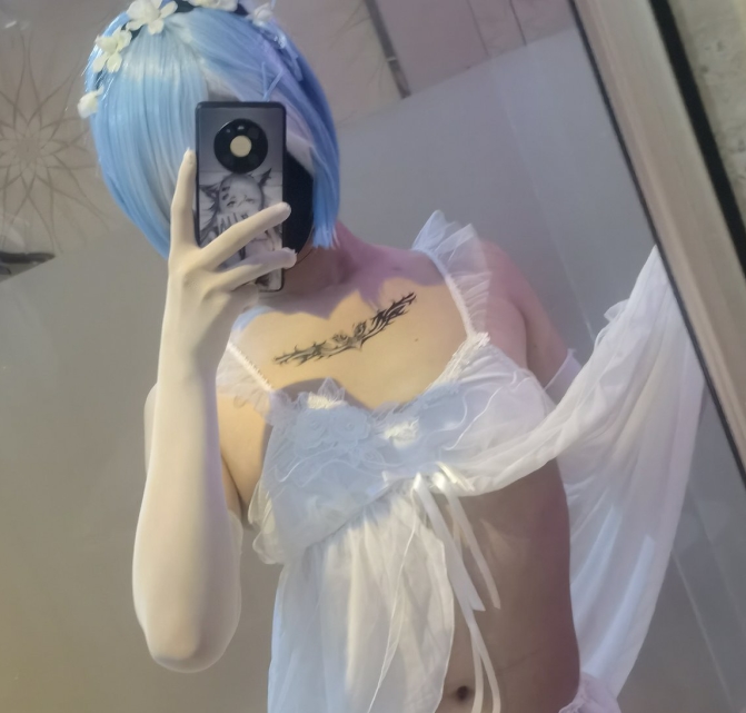 [转载搬运] [自行打包] ［补档］男魅魔宇宸酱宇宸太太伪娘 [152v，269p+1.7g][百度盘]