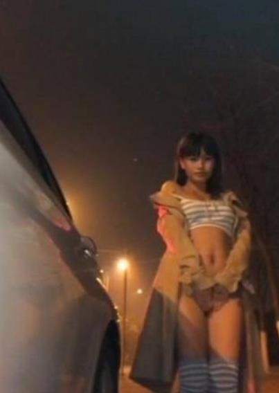 斗鱼百变女神魅心绝版合集5V31.9G，室外拍摄风格多变，sao劲十足